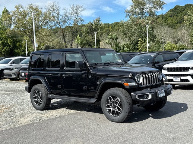 2027 Jeep Wrangler WRANGLER 4-DOOR SAHARA