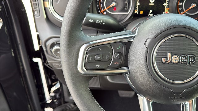 2027 Jeep Wrangler WRANGLER 4-DOOR SAHARA