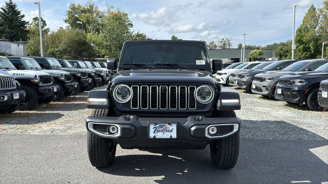 2027 Jeep Wrangler WRANGLER 4-DOOR SAHARA