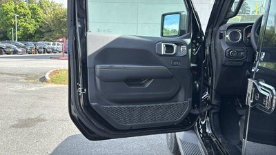 2027 Jeep Wrangler WRANGLER 4-DOOR SAHARA