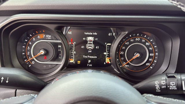 2027 Jeep Wrangler WRANGLER 4-DOOR SAHARA