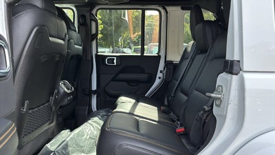 2027 Jeep Wrangler WRANGLER 4-DOOR SAHARA
