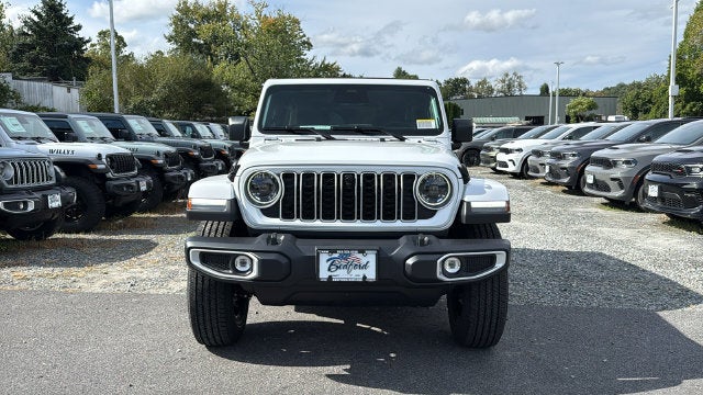 2027 Jeep Wrangler WRANGLER 4-DOOR SAHARA