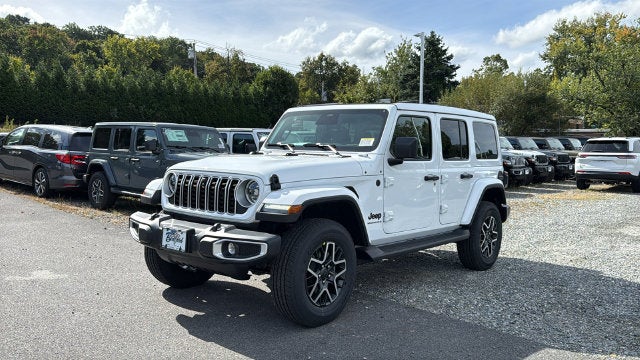 2027 Jeep Wrangler WRANGLER 4-DOOR SAHARA