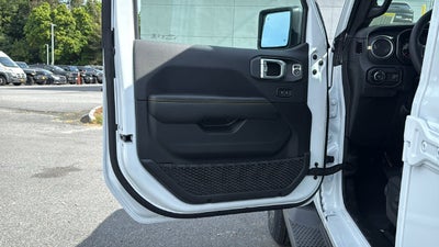 2027 Jeep Wrangler WRANGLER 4-DOOR SAHARA