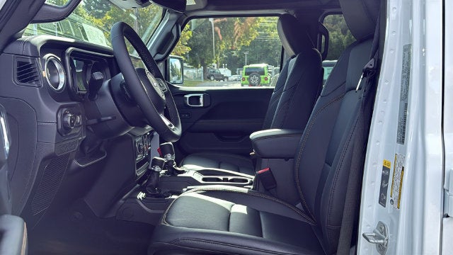 2027 Jeep Wrangler WRANGLER 4-DOOR SAHARA