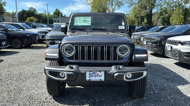 2027 Jeep Wrangler WRANGLER 4-DOOR SAHARA