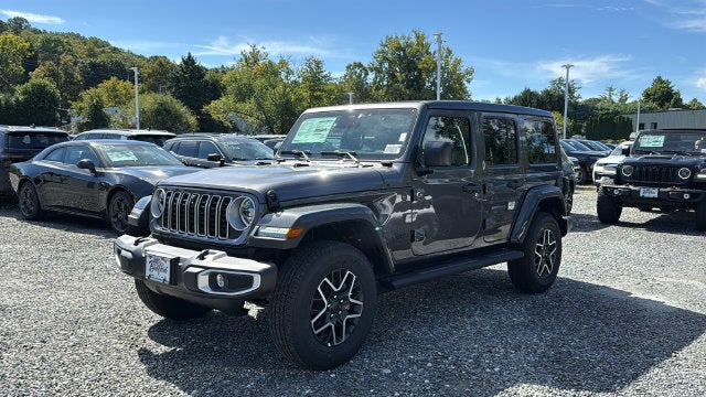 2027 Jeep Wrangler WRANGLER 4-DOOR SAHARA
