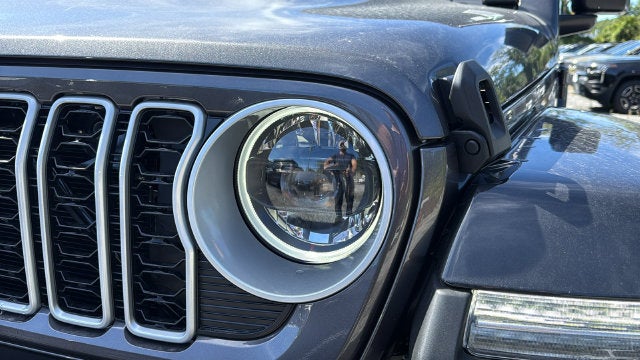 2027 Jeep Wrangler WRANGLER 4-DOOR SAHARA