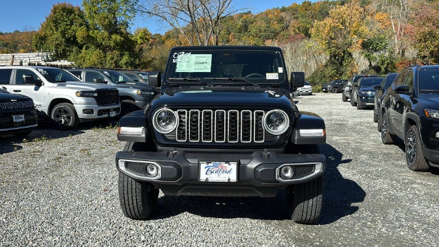 2027 Jeep Wrangler WRANGLER 4-DOOR SAHARA