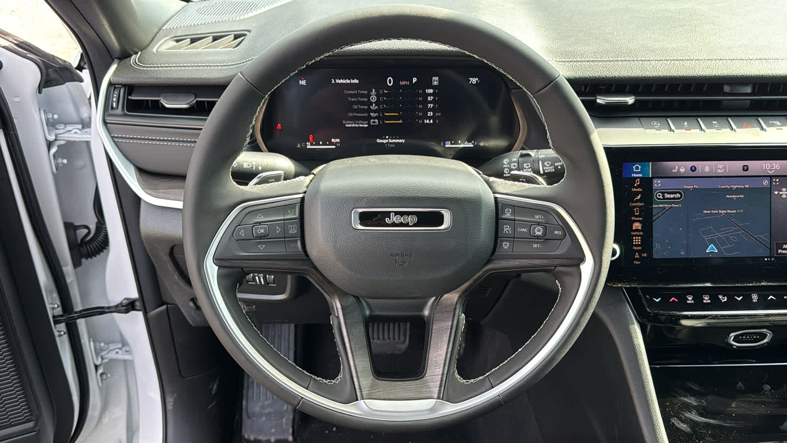 2026 Jeep Grand Cherokee Laredo Altitude