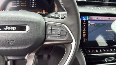 2026 Jeep Grand Cherokee Laredo Altitude