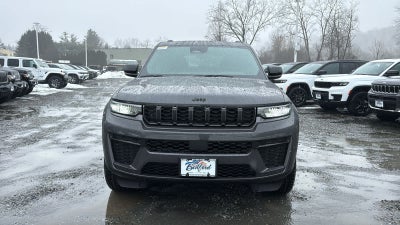 2026 Jeep Grand Cherokee Laredo Altitude