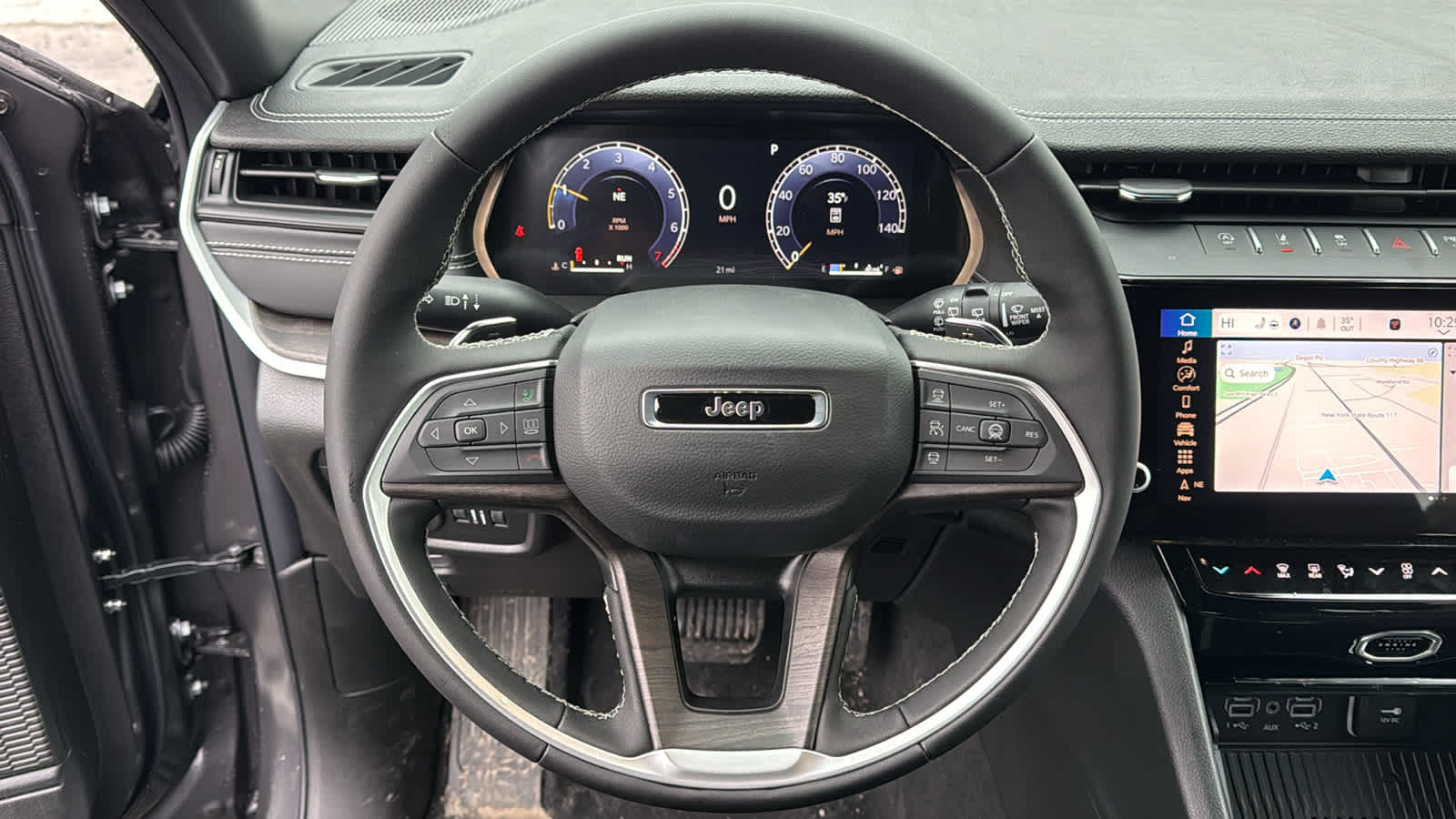 2026 Jeep Grand Cherokee Laredo Altitude