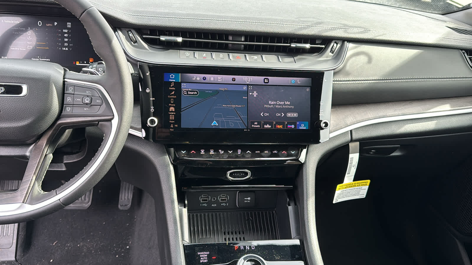 2026 Jeep Grand Cherokee Laredo Altitude