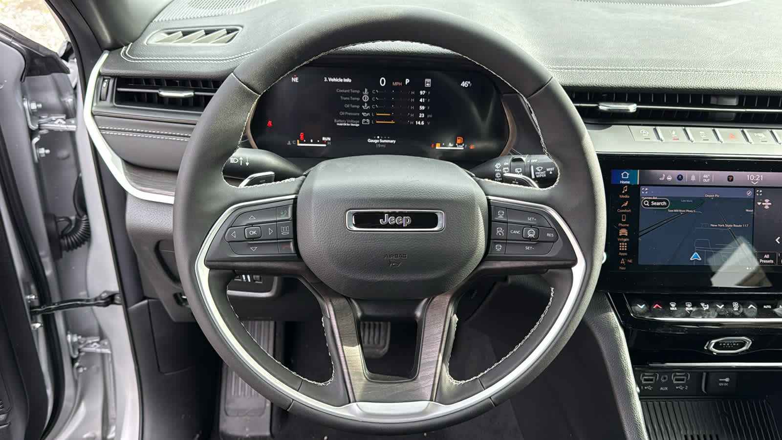 2026 Jeep Grand Cherokee Laredo Altitude