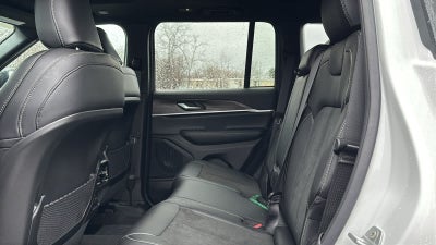 2026 Jeep Grand Cherokee Laredo Altitude