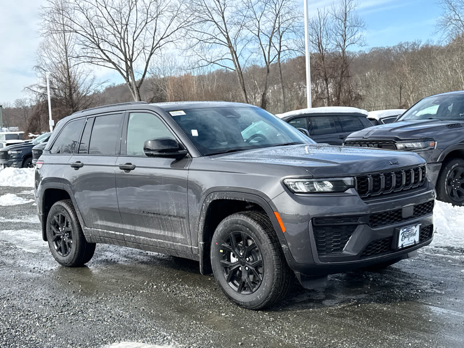 2026 Jeep Grand Cherokee Laredo Altitude