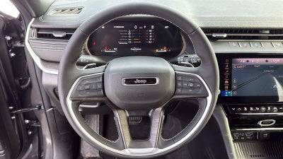 2026 Jeep Grand Cherokee Laredo Altitude