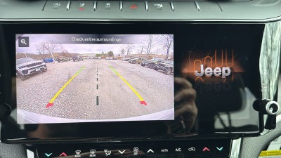 2026 Jeep Grand Cherokee Laredo Altitude