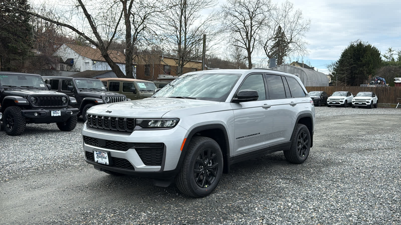 2026 Jeep Grand Cherokee Laredo Altitude