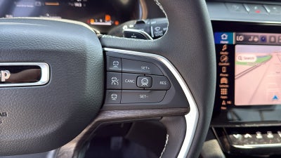 2026 Jeep Grand Cherokee Laredo Altitude