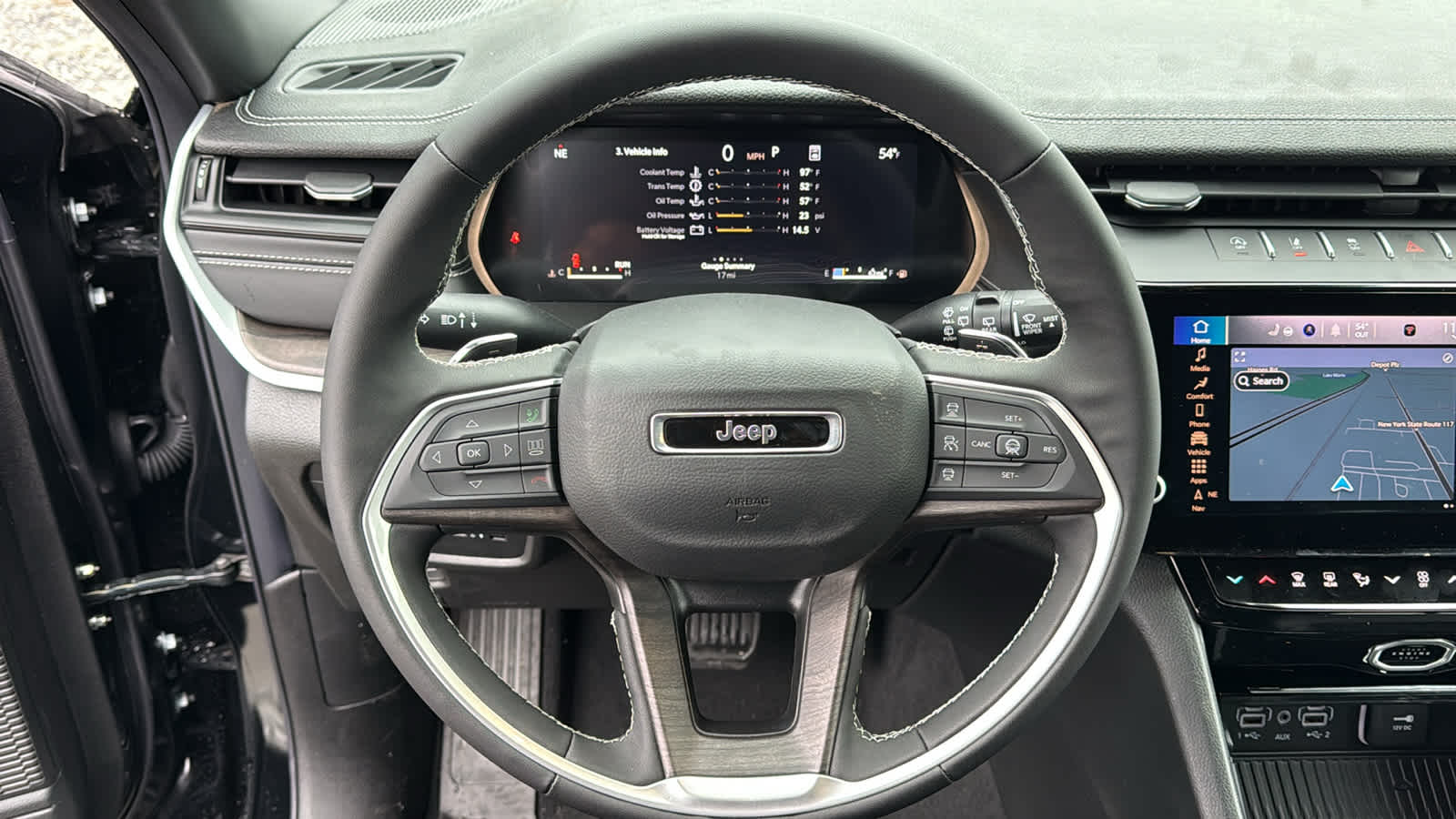 2026 Jeep Grand Cherokee Laredo Altitude