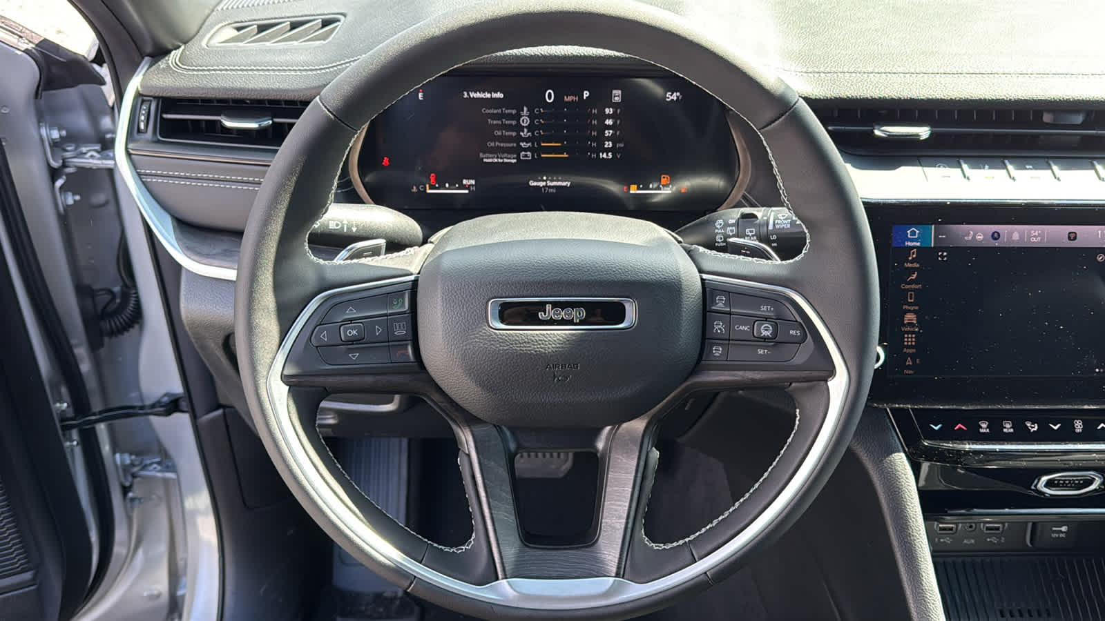2026 Jeep Grand Cherokee Laredo Altitude