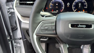 2026 Jeep Grand Cherokee Laredo Altitude