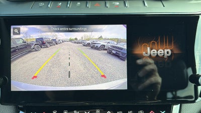 2026 Jeep Grand Cherokee Laredo Altitude