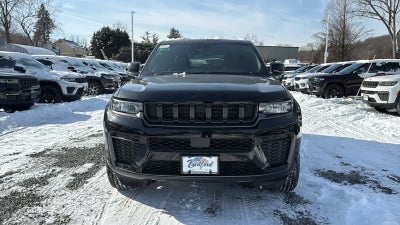 2026 Jeep Grand Cherokee Laredo Altitude