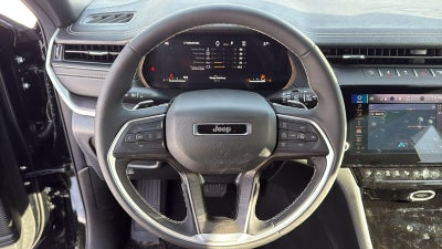 2026 Jeep Grand Cherokee Laredo Altitude