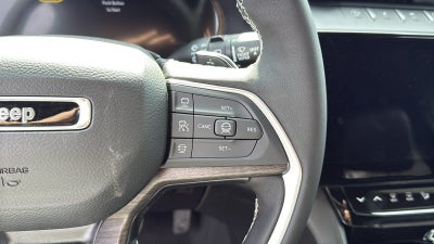 2026 Jeep Grand Cherokee Laredo Altitude