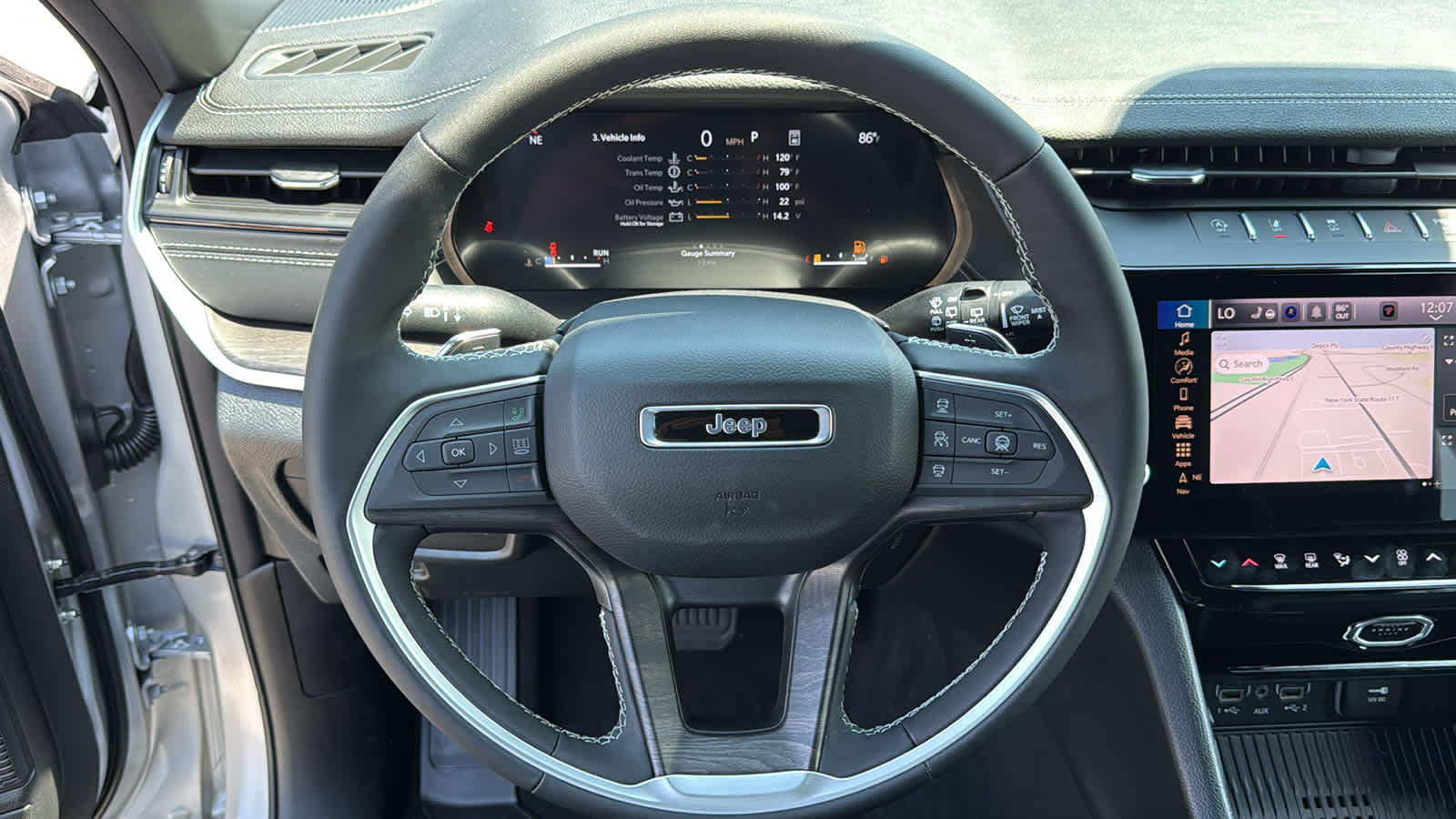2026 Jeep Grand Cherokee Laredo Altitude