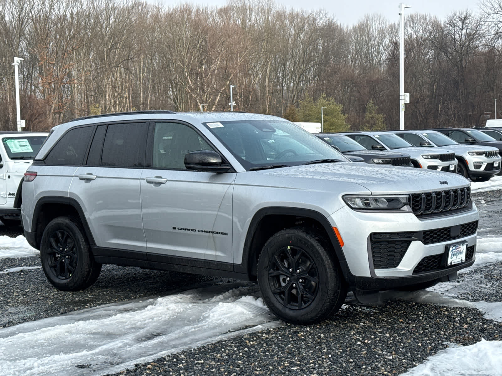2026 Jeep Grand Cherokee Laredo Altitude