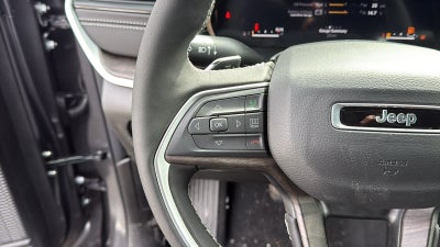 2026 Jeep Grand Cherokee Laredo Altitude