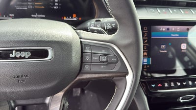 2026 Jeep Grand Cherokee Laredo Altitude