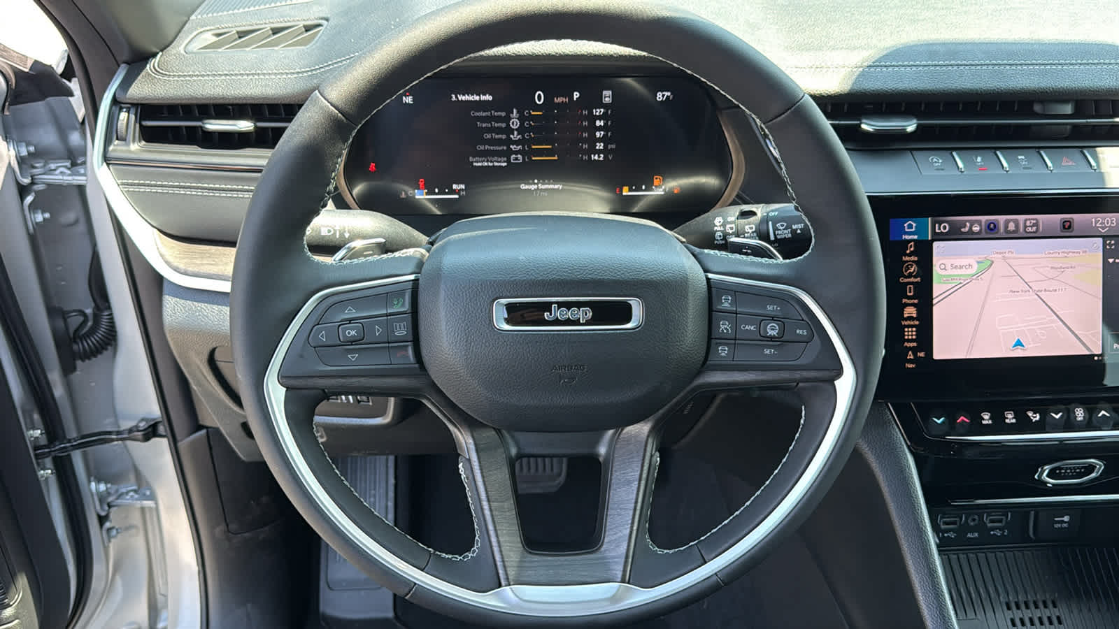 2026 Jeep Grand Cherokee Laredo Altitude