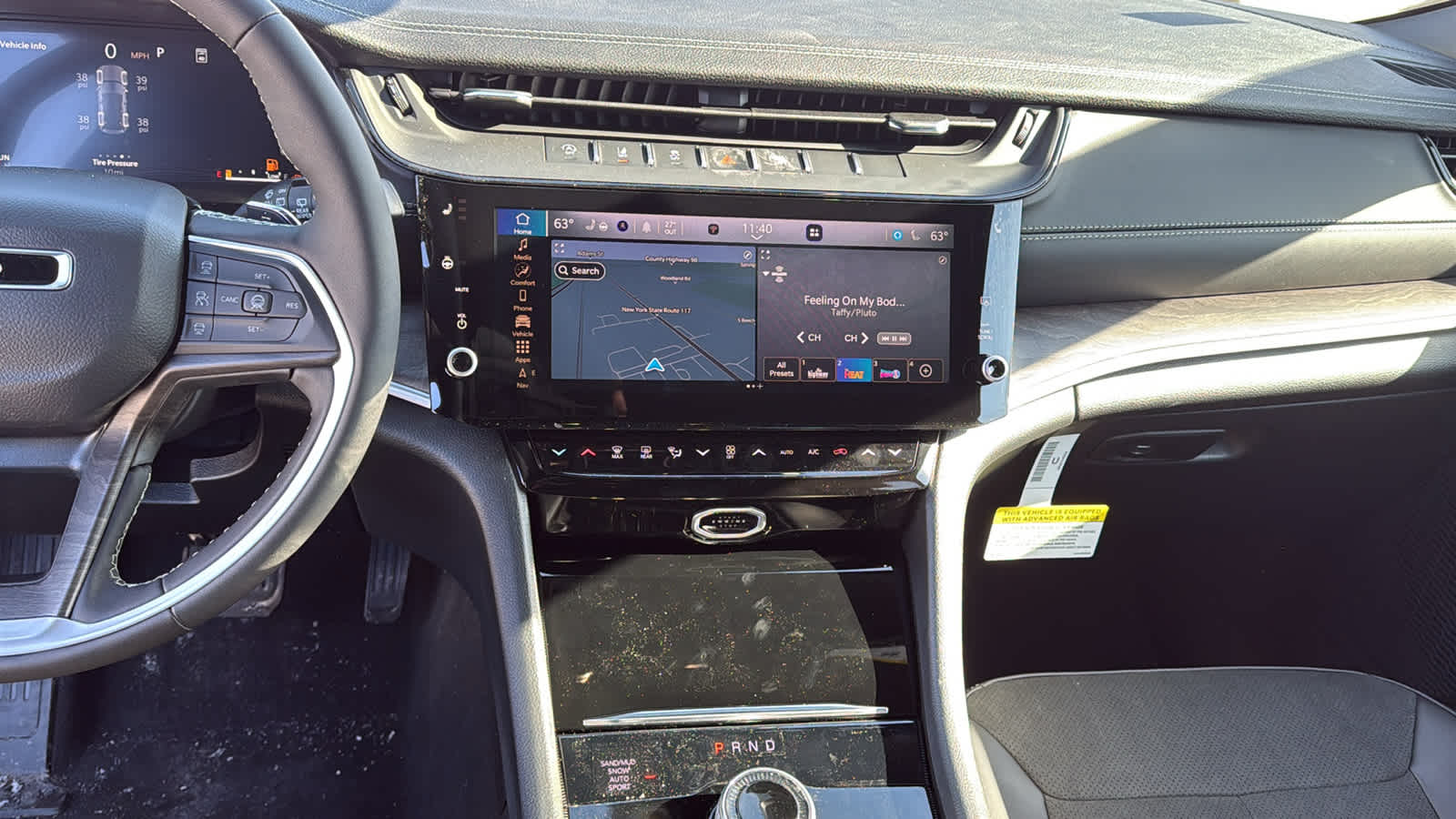 2026 Jeep Grand Cherokee Laredo Altitude