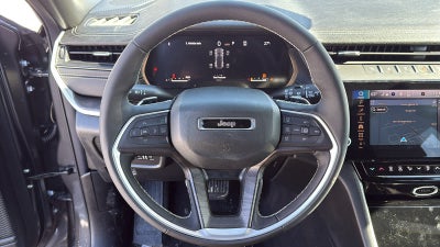 2026 Jeep Grand Cherokee Laredo Altitude