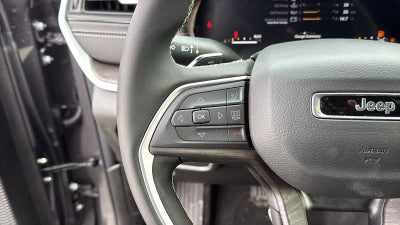 2026 Jeep Grand Cherokee Laredo Altitude