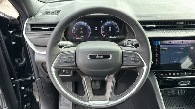 2026 Jeep Grand Cherokee Laredo Altitude