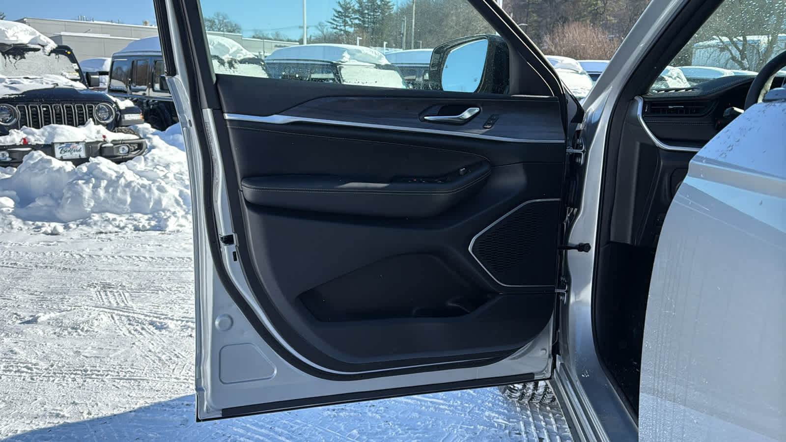 2026 Jeep Grand Cherokee Limited Reserve