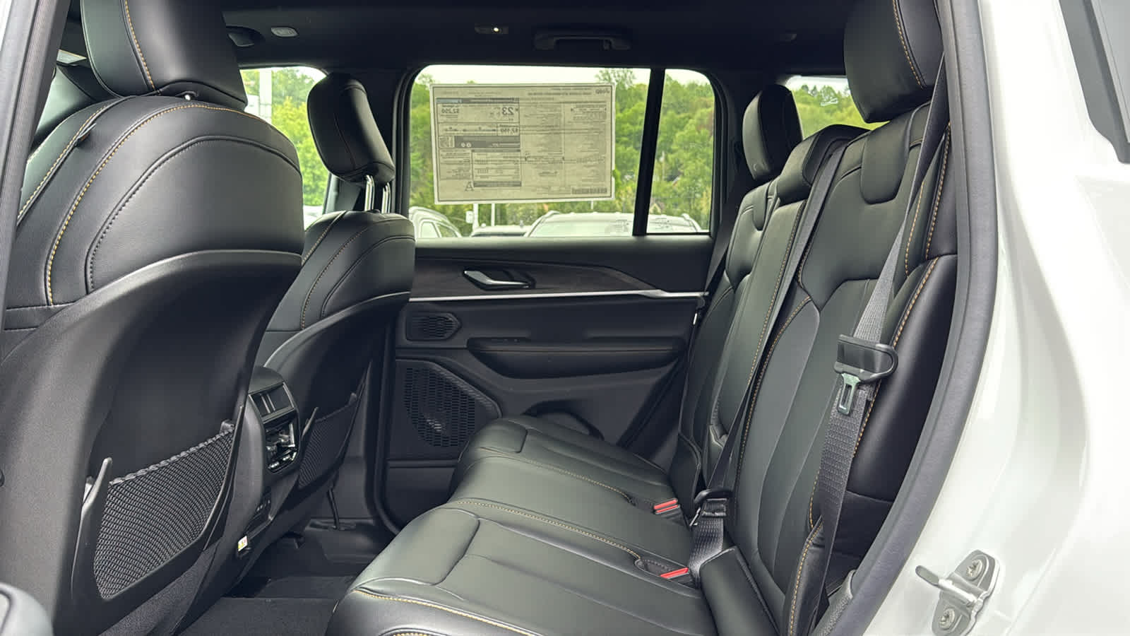 2026 Jeep Grand Cherokee 85th Anniversary Edition