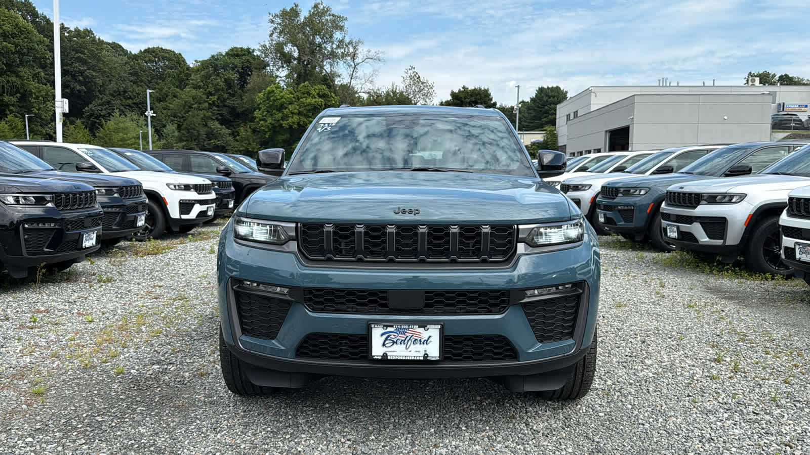 2027 Jeep Grand Cherokee Limited