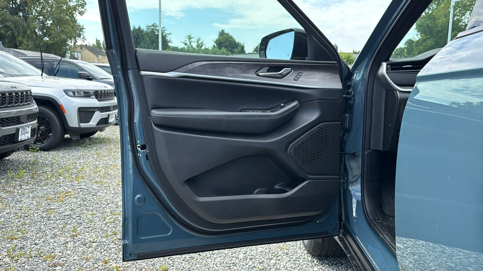 2027 Jeep Grand Cherokee Limited
