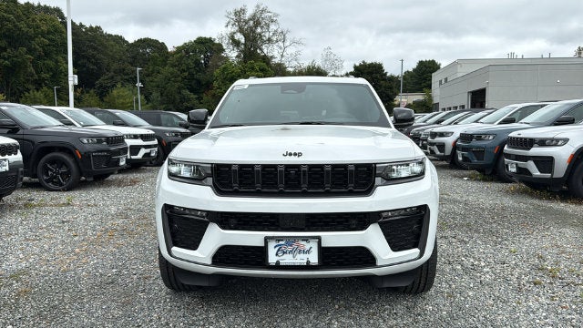 2027 Jeep Grand Cherokee GRAND CHEROKEE LIMITED RESERVE 4X4
