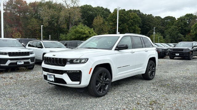 2027 Jeep Grand Cherokee GRAND CHEROKEE LIMITED RESERVE 4X4
