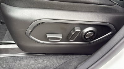 2027 Jeep Grand Cherokee GRAND CHEROKEE LIMITED RESERVE 4X4