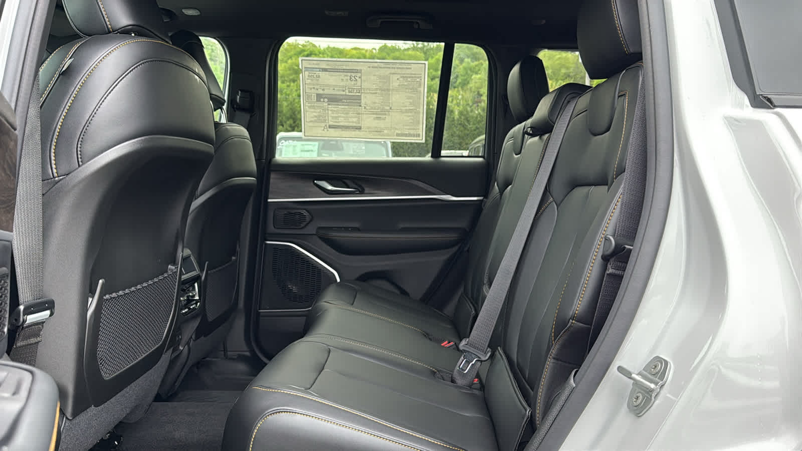 2026 Jeep Grand Cherokee 85th Anniversary Edition